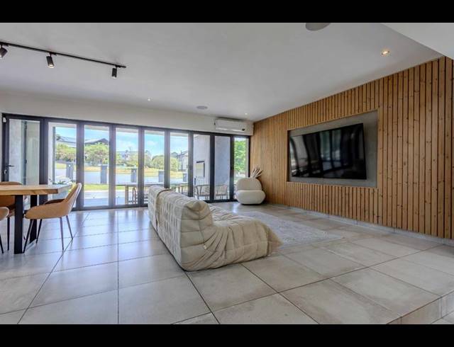 4 BEDROOM PROPERTY TO RENT IN COPPERLEAF ESTATE